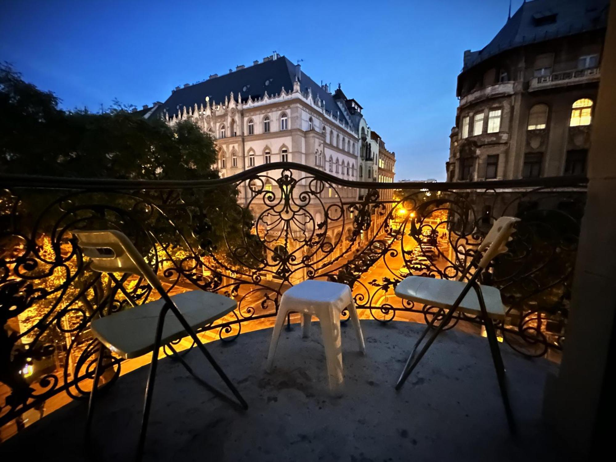 Chain Bridge Apartment Budapest Luaran gambar